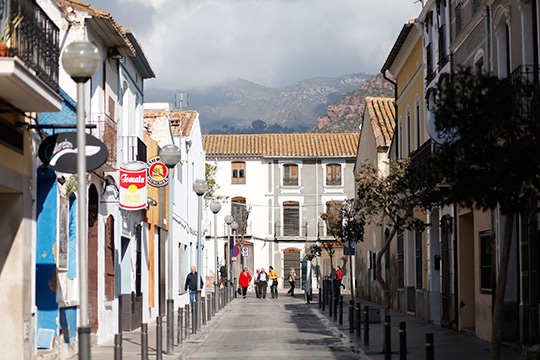 Benicàssim proyecta personalizar el recorrido experiencial por la ciudad a través de señalización turística inteligente