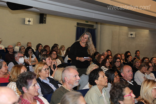 Conferencia de Arturo Goicoechea, ´El dolor crónico un callejón con salida´ Conferencia de Arturo Goicoechea, ´El dolor crónico un callejón con salida´
