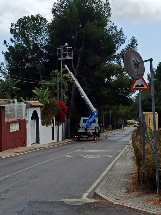 Benicàssim destina más de 300.000 euros del Plan Impulsa de la Diputación de Castellón a la ampliación de la iluminación en urbanizaciones