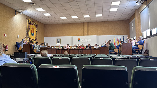 Benicàssim da luz verde a la modificación de la ordenanza de tráfico que busca mejorar la seguridad de los usuarios de patinetes eléctricos
