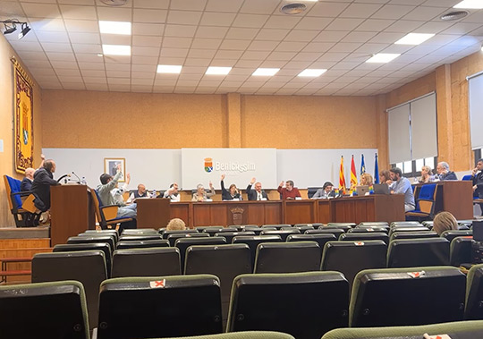 Benicàssim aprueba los presupuestos para 2025 por 35,5 millones de euros