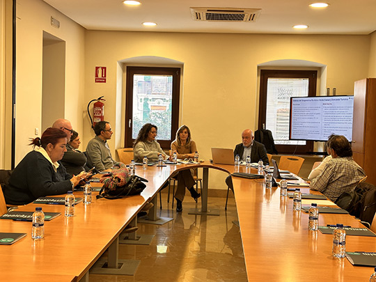 Benicàssim involucra al tejido empresarial en la redacción del Plan Estratégico de Turismo 2024-2028