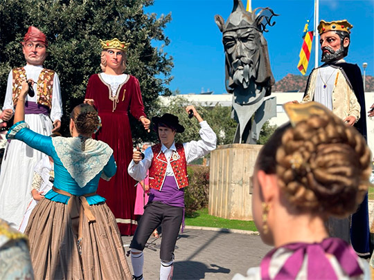 Tradición, cultura y música en valenciano, protagonistas del 9 d’Octubre en Benicàssim 