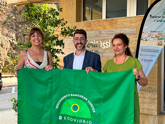 Benicàssim se suma al reto por la sostenibilidad de las Banderas Verdes de Ecovidrio
