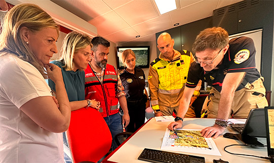Benicàssim intensifica las labores de limpieza y desbroce en las urbanizaciones para aumentar la prevención de incendios en verano 