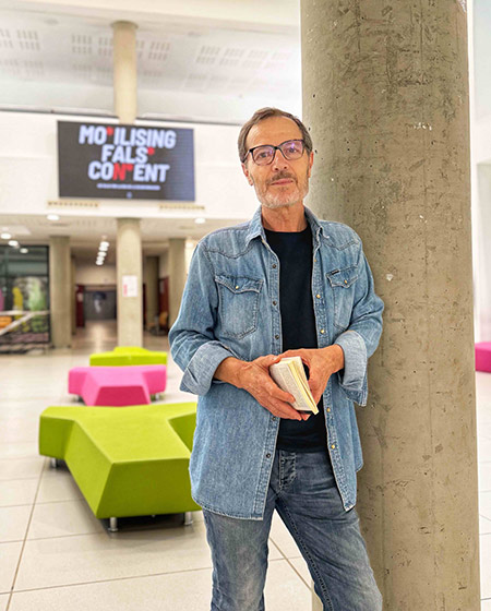Joan M. Marín condensa décadas de pensamiento y experiencia en su nuevo libro 