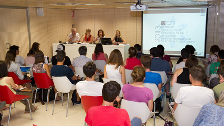 Universidades europeas eligen la estrategia para el fomento del empleo de la Diputación como modelo de excelencia a estudiar Universidades europeas eligen la estrategia para el fomento del empleo de la Diputación como modelo de excelencia a estudiar