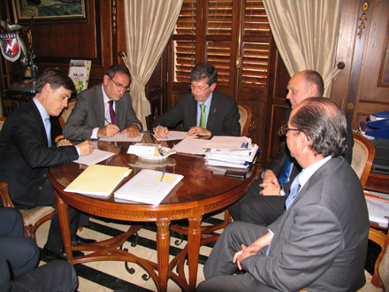 El Ayuntamiento de Castellón, la UJI y BP aúnan esfuerzos para implantar proyectos y soluciones sostenibles para la ciudad El Ayuntamiento de Castellón, la UJI y BP aúnan esfuerzos para implantar proyectos y soluciones sostenibles para la ciudad