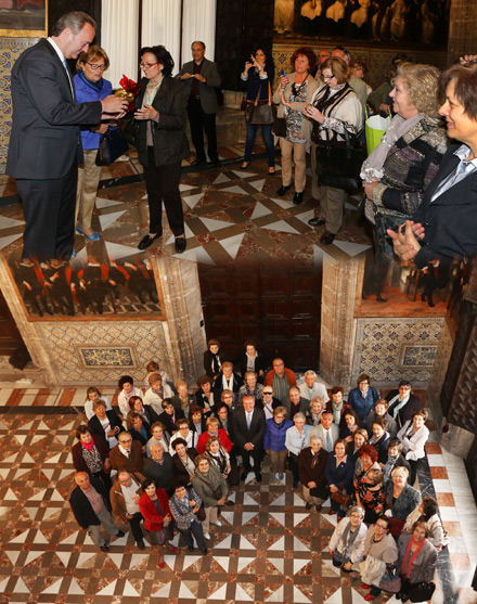 Las Aulas del Mayor de Castellón visitan el Palau de la Generalitat Valenciana Las Aulas del Mayor de Castellón visitan el Palau de la Generalitat Valenciana