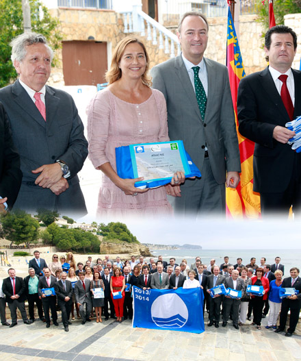 entrega de las banderas azules al Ayuntamiento de Castellón entrega de las banderas azules al Ayuntamiento de Castellón