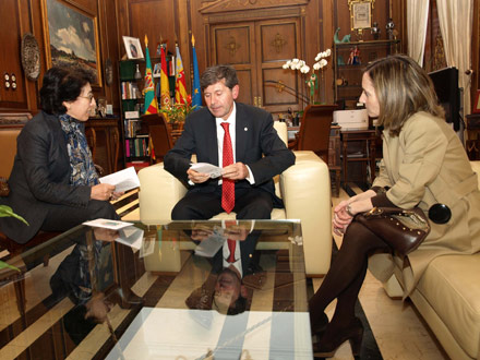 El Hospital Universitari General de Castelló presenta el II Foro de los Servicios de Prevención de Riesgos Laborales sanitarios El Hospital Universitari General de Castelló presenta el II Foro de los Servicios de Prevención de Riesgos Laborales sanitarios
