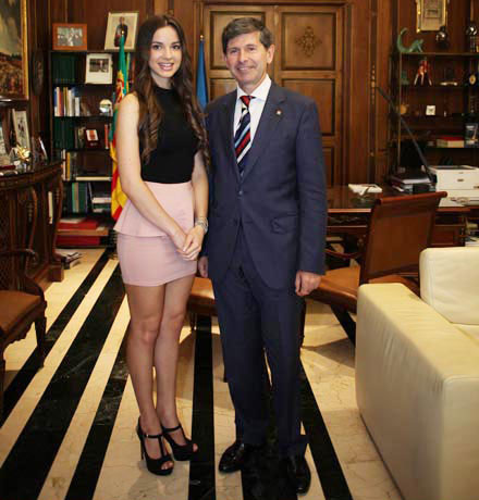 Nuria Gauchía proclamada miss teenager Europa