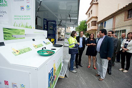 El Consorcio de Residuos de la zona norte devolverá más de 100.000 € a las familias y comercios que más reciclaron en 2013 El Consorcio de Residuos de la zona norte devolverá más de 100.000 € a las familias y comercios que más reciclaron en 2013
