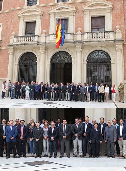 La corporación provincial guarda un minuto de silencio por Isabel Carrasco La corporación provincial guarda un minuto de silencio por Isabel Carrasco