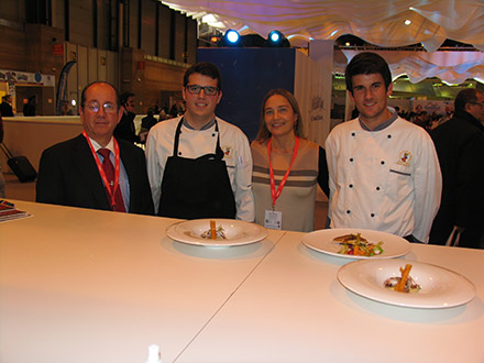 Showcooking en Fitur para promocionar el pescado de la Lonja del Grao de Castellón