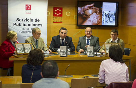 Presentación del libro Ribesalbes, un enclave de la cerámica en la Plana Baixa de Castelló, de Iván Medall Presentación del libro Ribesalbes, un enclave de la cerámica en la Plana Baixa de Castelló, de Iván Medall