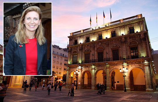 , Amparo Marco, ha realizado un balance muy positivo de su primer mes al frente del Gobierno Municipal 