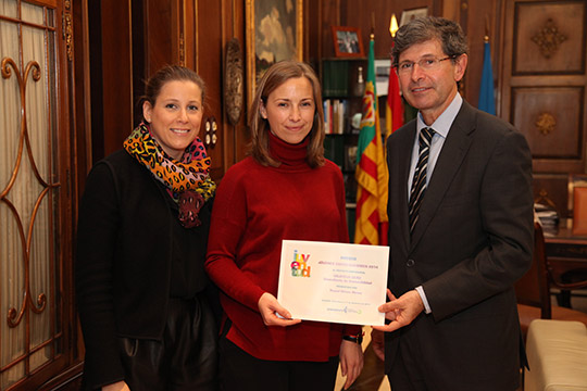 Raquel Gómez ganadora del Premio Jóvenes Emprendedores 2014 Raquel Gómez ganadora del Premio Jóvenes Emprendedores 2014
