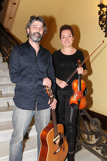 Fran Rodríguez y Loles Vesses en Los Lunes Concierto del Rela Casino Antiguo de Castellón