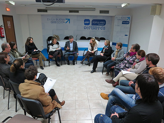Reunión de Alfonso Bataller, candidato a la Alcaldía para Castellón dentro del proceso participativo OpenPPCS