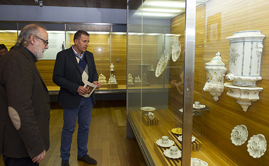 Exposición cerámica en el Museo de Bellas Artes de Castellón Exposición cerámica en el Museo de Bellas Artes de Castellón