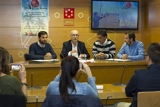 Presentación del II Circuito Provincial de Tenis Playa