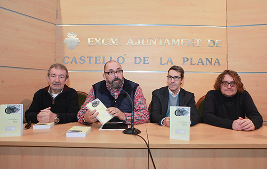 El Ayuntamiento de Castellón publica una recopilación de artículos de Carles Salvador El Ayuntamiento de Castellón publica una recopilación de artículos de Carles Salvador