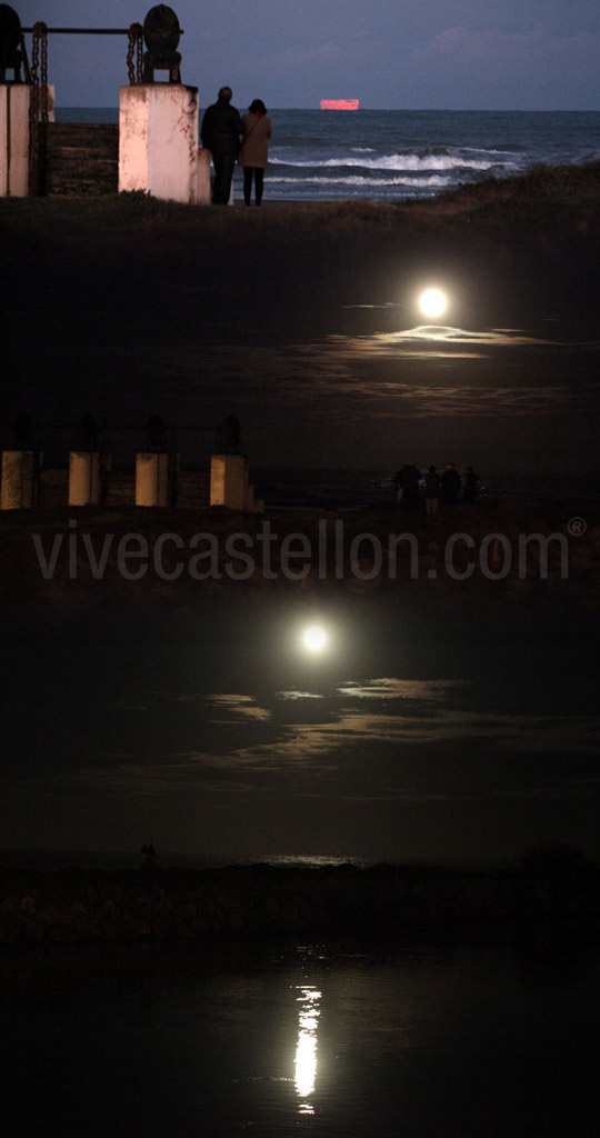 La superluna de noviembre desde Castellón La superluna de noviembre desde Castellón