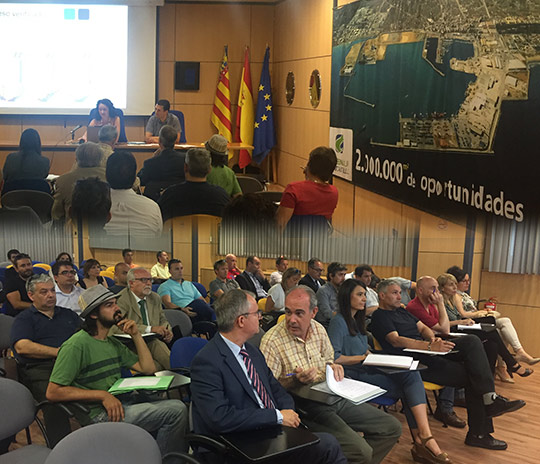 Portcastelló aborda el pesaje de los contenedores