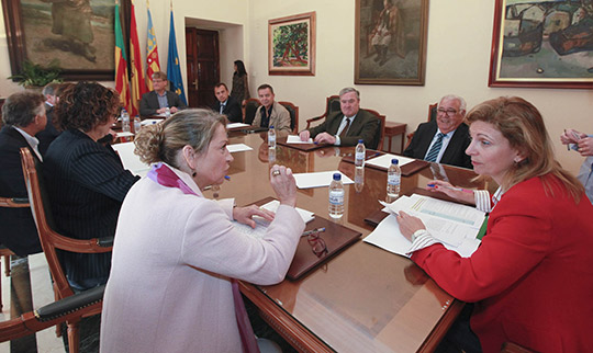La Comisión Europea atenderá la petición de Castellón de defender a la industria cerámica ante China
