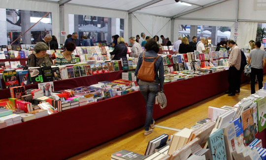 Literatura solidaria en la Feria del libro de Castellón