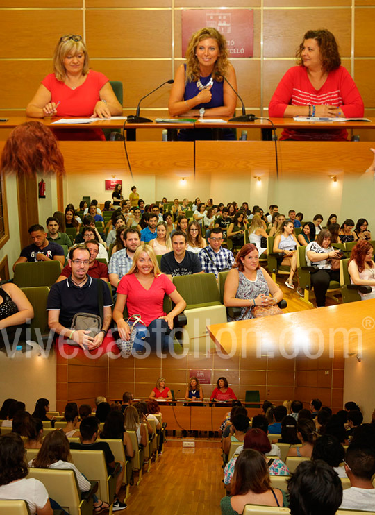 78 jóvenes se incorporan como empleados del Ayuntamiento de Castellón