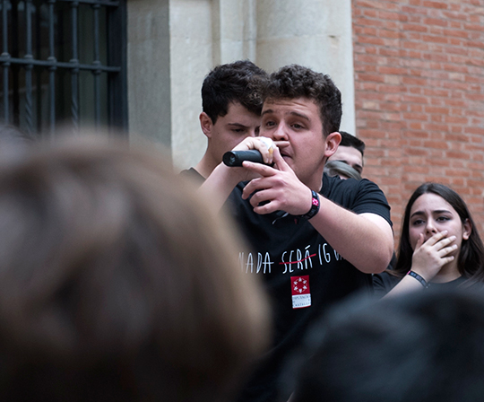 El rap como recurso para sensibilizar a los jóvenes contra el acoso escolar El rap como recurso para sensibilizar a los jóvenes contra el acoso escolar