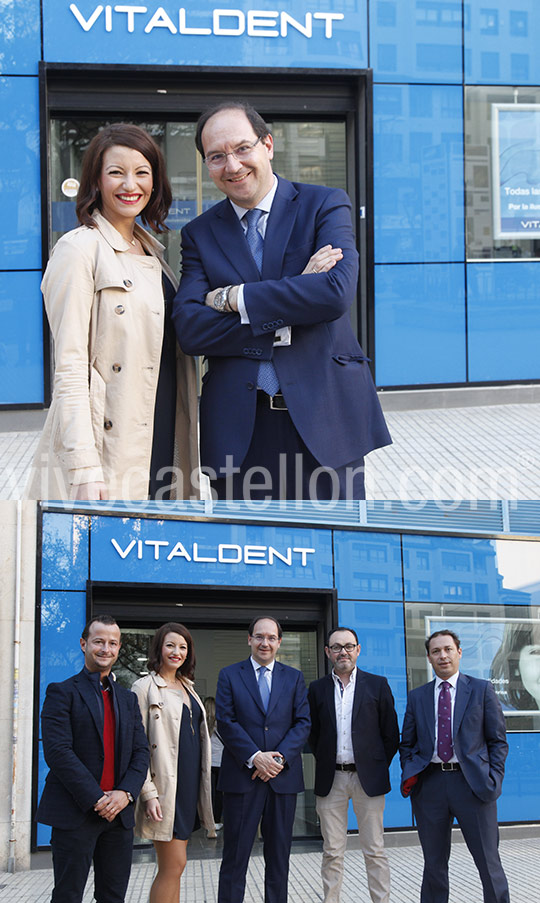 El director general de Vitaldent, Javier Martín, visita la clínica de Castellón