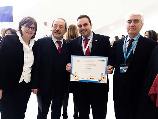 El Ayuntamiento recoge para Castelló el título de Ciudad Amiga de la Infancia otorgado por Unicef El Ayuntamiento recoge para Castelló el título de Ciudad Amiga de la Infancia otorgado por Unicef