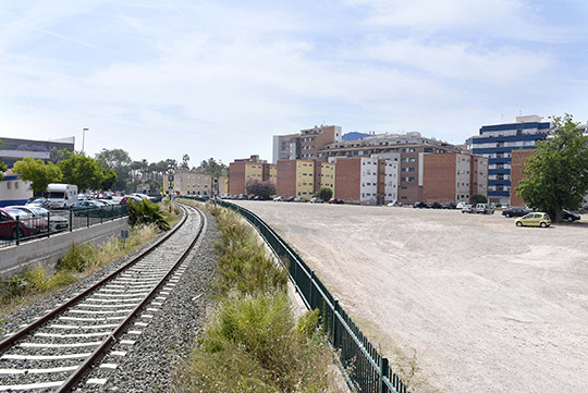 Nueva zona verde en el Grao de Castellón, la plaza Josefina López Nueva zona verde en el Grao de Castellón, la plaza Josefina López