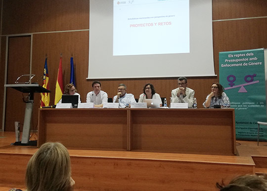 El Grau de Castelló acoge una jornada centrada en los presupuestos con perspectiva de género