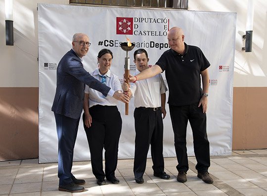 Recepción de la antorcha de los Special Olympics 