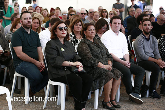 Acto de homenaje a las víctimas del franquismo en el cementerio civil de Castelló
