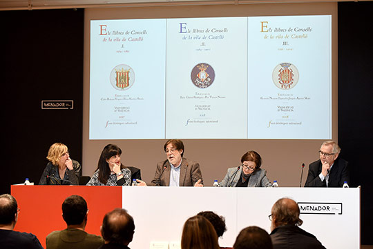 Expertos del Ayuntamiento, de la UJI y de la UV editan tres libros con la transcripción de las actas medievales de los consejos de la ciudad