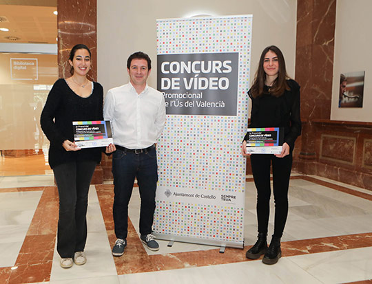 Isabel Rodríguez y Sara Chaparro, ganan el concurso de video para promocionar el valenciano como lengua normal de uso