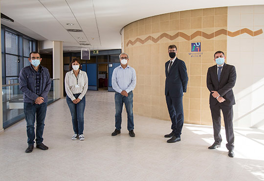 La empresa Scharlab se suma a la campaña #SomUJIcontraCOVID