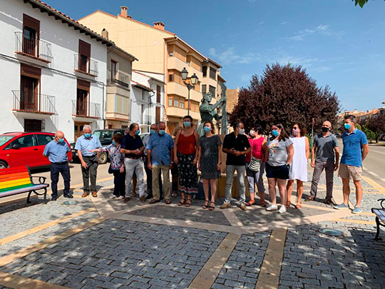 Patricia Puerta recopila en Vilafranca y Benassal mejoras para los servicios sociales del interior