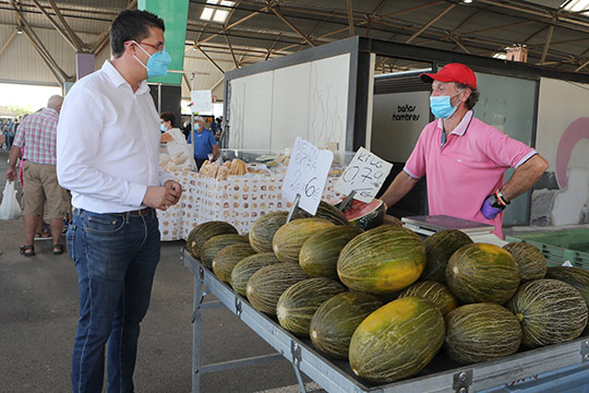 El Mercado del Lunes reabre con 60 puestos de alimentación