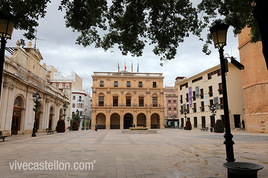 Castelló establece un nuevo calendario fiscal y aplaza los cobros del IBI y del impuesto de vehículos Castelló establece un nuevo calendario fiscal y aplaza los cobros del IBI y del impuesto de vehículos