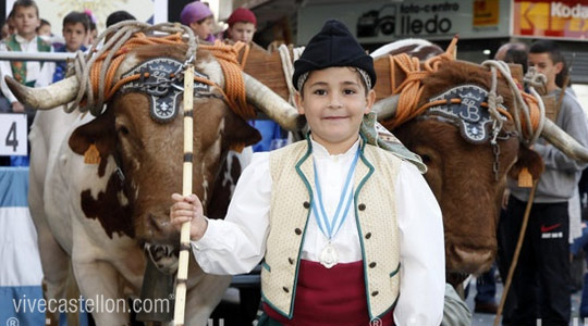 Cabalgata Anunciadora de la fiesta principal de la Patrona de Castellón