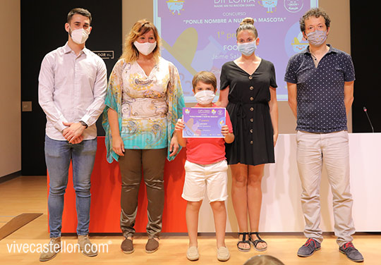 El alumnado de Castelló le pone nombre a la mascota del proyecto ´Nadie sin su ración diaria´ El alumnado de Castelló le pone nombre a la mascota del proyecto ´Nadie sin su ración diaria´