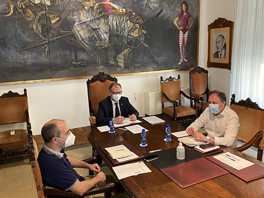 La Diputación de Castellón suscribe una póliza de 15 millones de euros que le asegura liquidez para responder a la crisis de la Covid-19