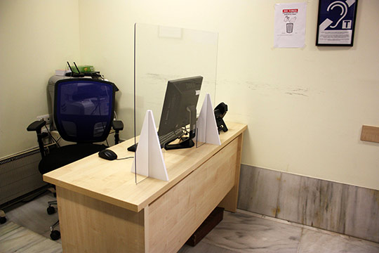 Castelló implementa medidas de protección en los centros educativos para la atención al público