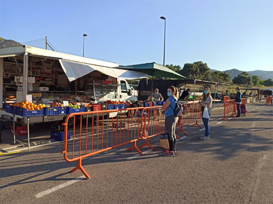 Benicàssim abre el mercado del jueves con nueva ubicación y medidas de seguridad
